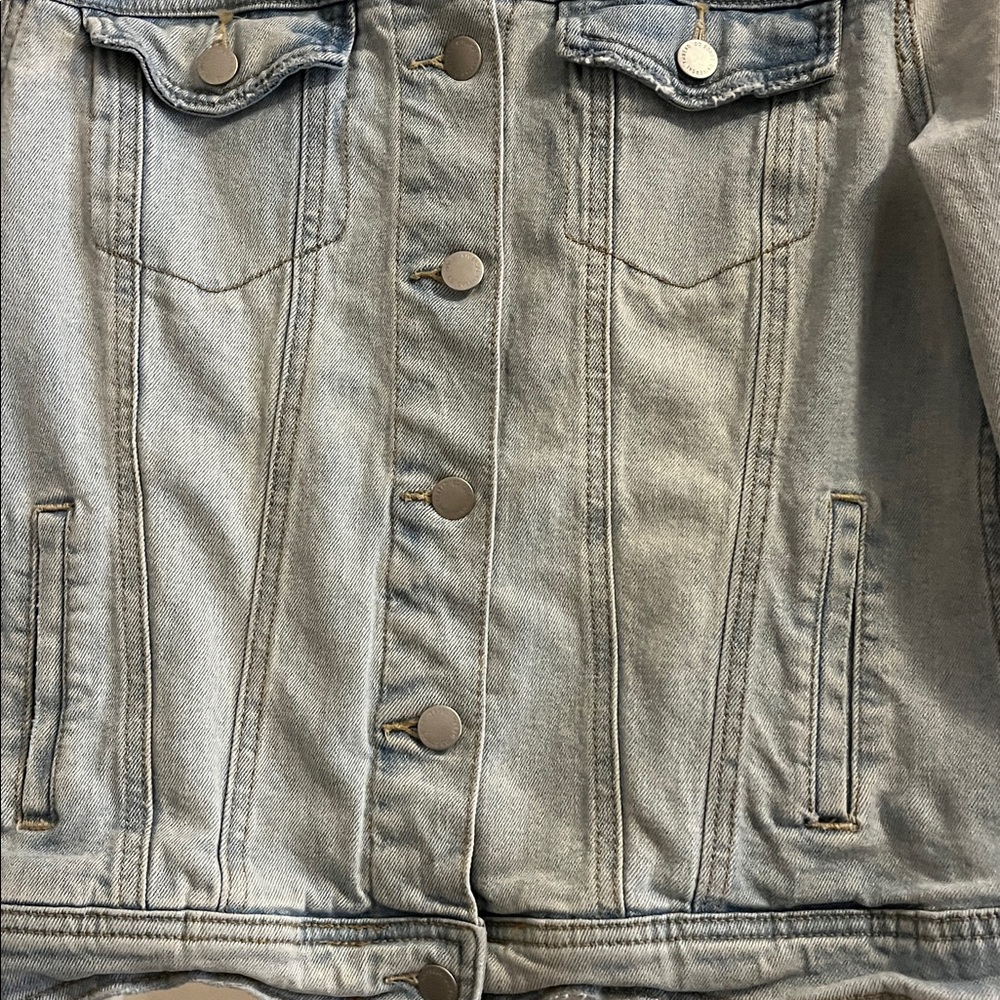 Women’s Universal Thread Jean Jacket - image 3